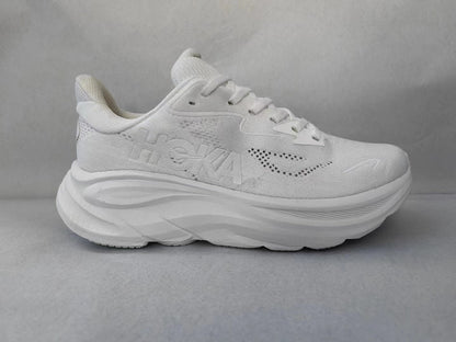 HOKA Clifton 10